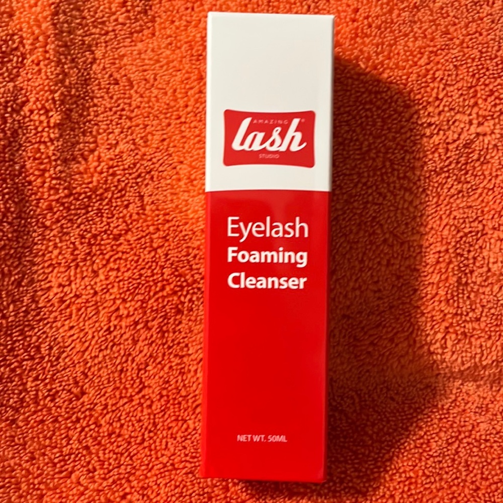‘Amazing Lash Studio’ brand foaming wash 50 mg.